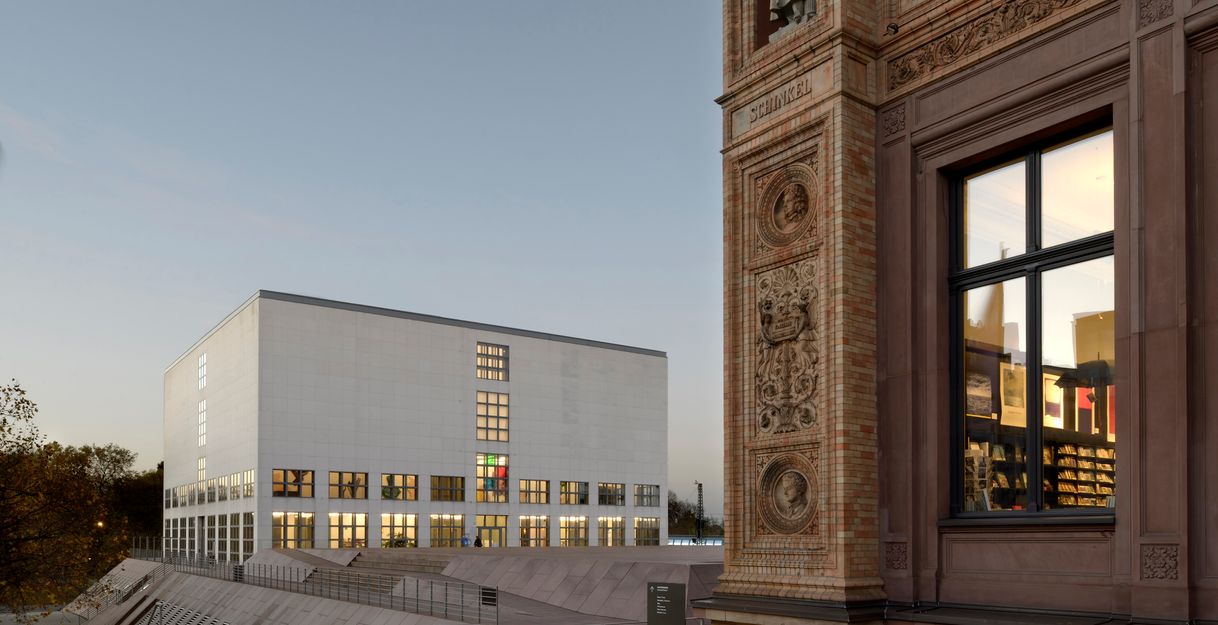Galerie der Gegenwart (links) und Gründungsbau der Hamburger Kunsthalle (rechts), Foto: Hagen Stier