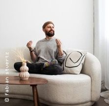 Patrick Salmen - Yoga gegen Rechts